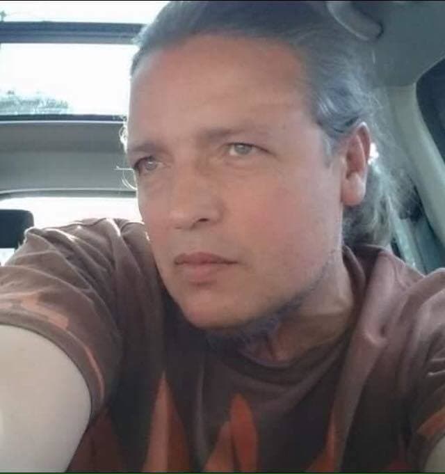 La última aparición de Rafael Rojas ante los medios de comunicación mexicanos fue el 25 de mayo de 2020, fecha en la que aseguró que gracias a la herencia que le dejó su abuelo se había podido alejar de la actuación. “Mi abuelo me dejó tierras, me enseñó a sembrar y me dejó muy bien acomodado”.