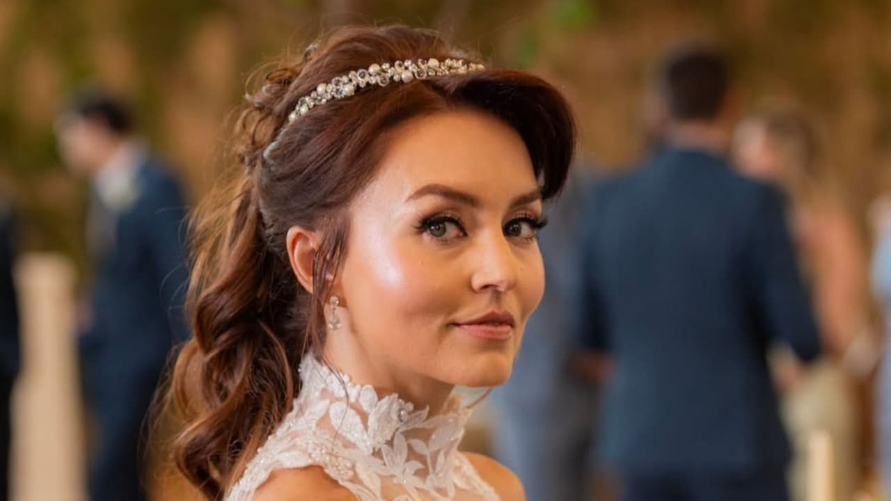 Angelique Boyer destapa con qué galán de ‘Doménica Montero’ se queda e impacta con su respuesta