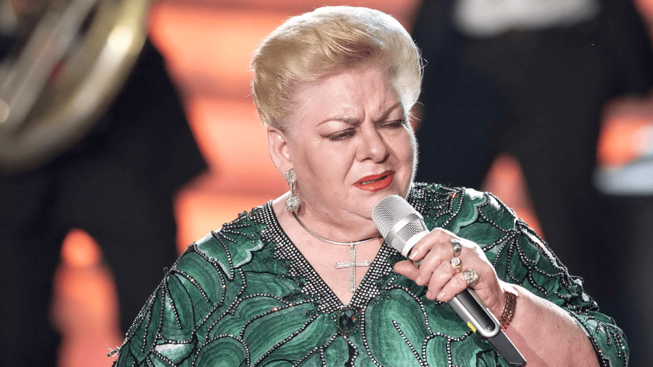Ex mánager de Paquita la del Barrio reaparece vendiendo gelatinas en la CDMX