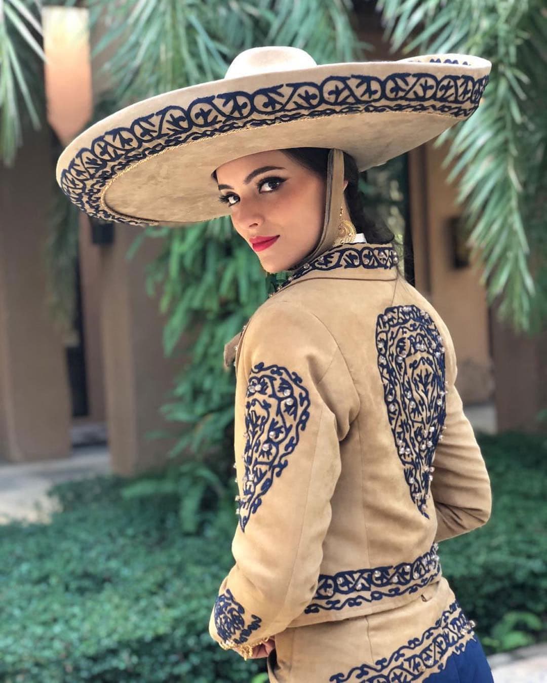 Tiene más de 255 mil seguidores en Instagram.