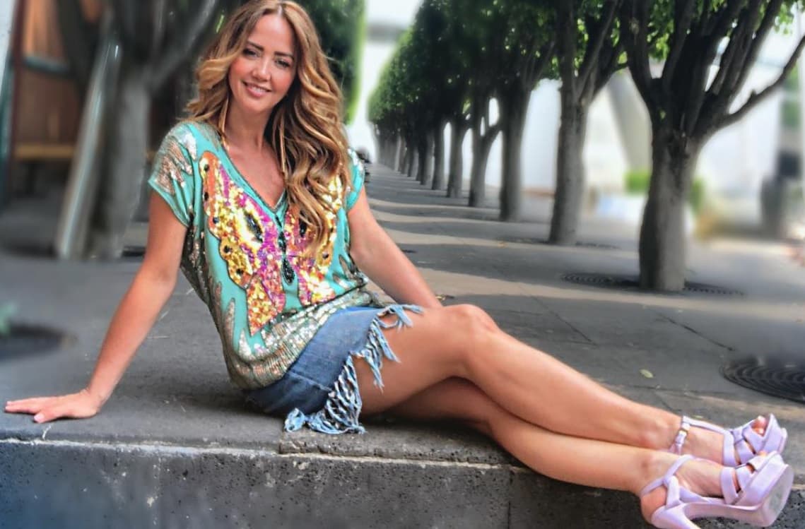 Andrea Legarreta responde a quienes la cuestionan por “romper” la cuarentena