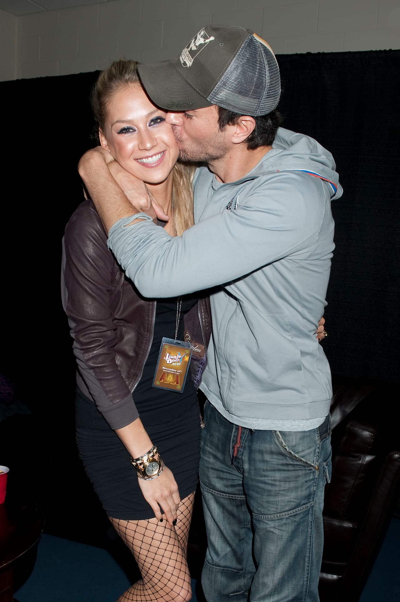 Enrique Iglesias y Anna Kournikova mantienen en privado su relación