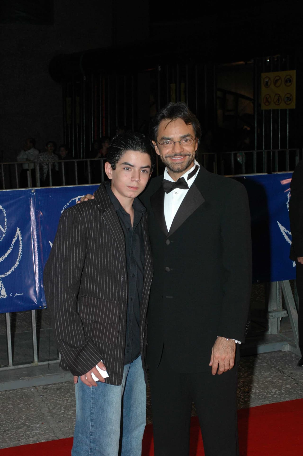 En una entrevista con People, Eugenio Derbez declaró: “Fue una fiesta que hicimos y que ella utilizó para más adelante quitarme al niño con un abogado, y argumentaron que yo había engañado”, sin embargo, Ruffo respondió a ello en con TVyNovelas que: “Todo mundo sabe que él me engañó”.
