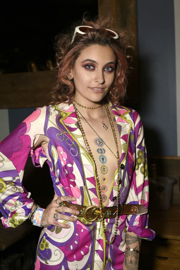 Paris Jackson quiere hacer una carrera artística alejándose de la sombra de su famoso padre.