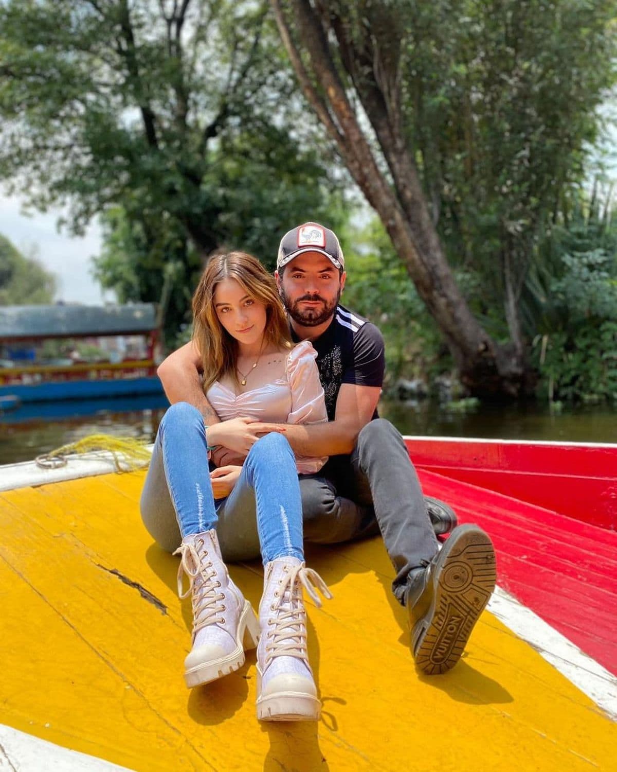José Eduardo Derbez y su novia se hacen tatuajes iguales por amor