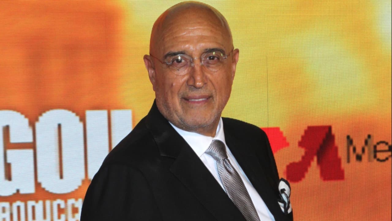 Pedro Torres reaparece en evento público tras una presunta crisis de salud: así se encuentra el productor