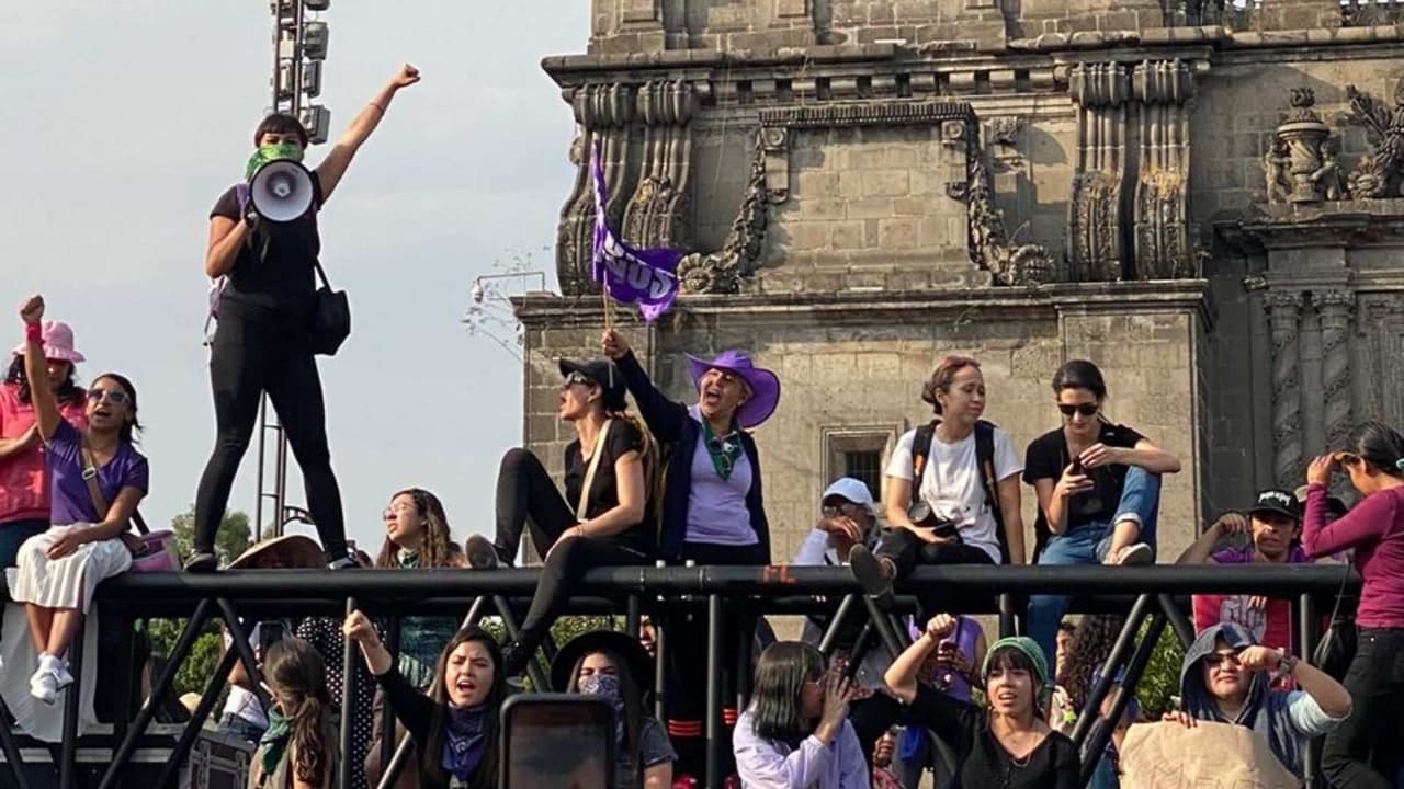 ‘Yo sí te creo’: Mujeres alzan la voz en el Día Internacional de la Mujer