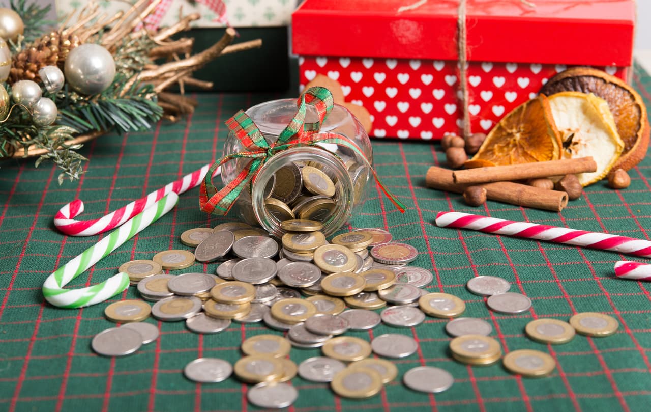 ¿Cómo hacer una cena de Navidad económica? Te damos algunos tips