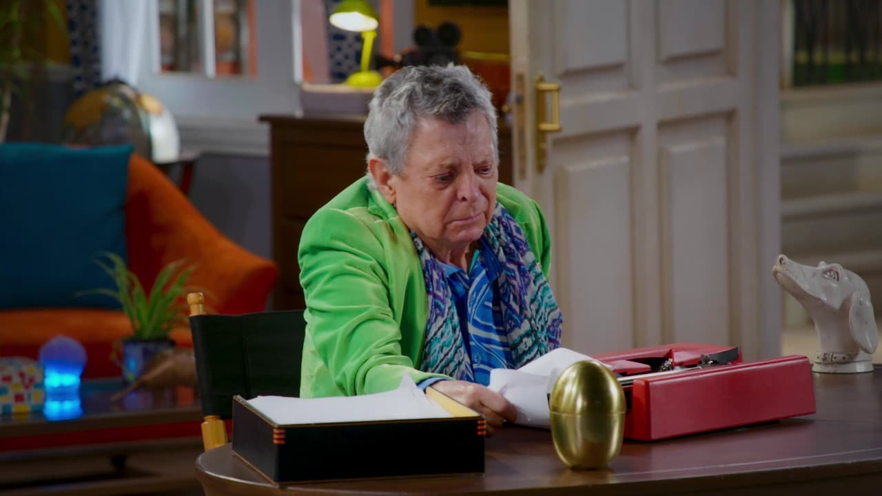 En el cuarto episodio, 'Frankie Rivers' tiene una crisis y planea dejar de escribir, pues ya no tiene una musa inspiradora, pero justo entonces 'Doña Lorena' regresa a casa.