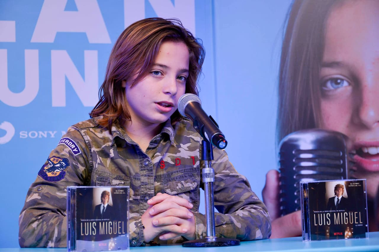 Salió a la fama después de su participación en ‘Luis Miguel, la serie’.