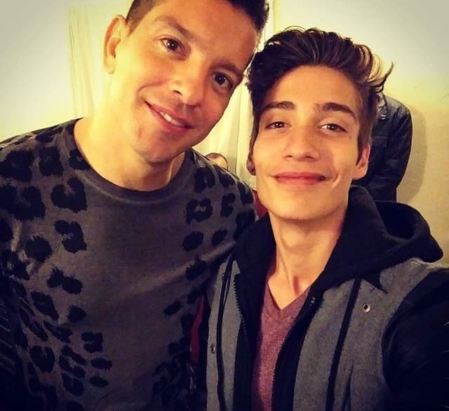 "Ha sido muy difícil, sí ha sido complicado, lo que más me duele es mi hijo Tristan en este momento, desde que empezamos con este problema. Tengo que decirlo que gracias al amor, a la compañía, al estar ahí, a la parte de su mamá, que estoy agradecido con su mamá que no ha dejado de luchar ni un solo día y yo también, estar todo el tiempo ahí”, confesó.