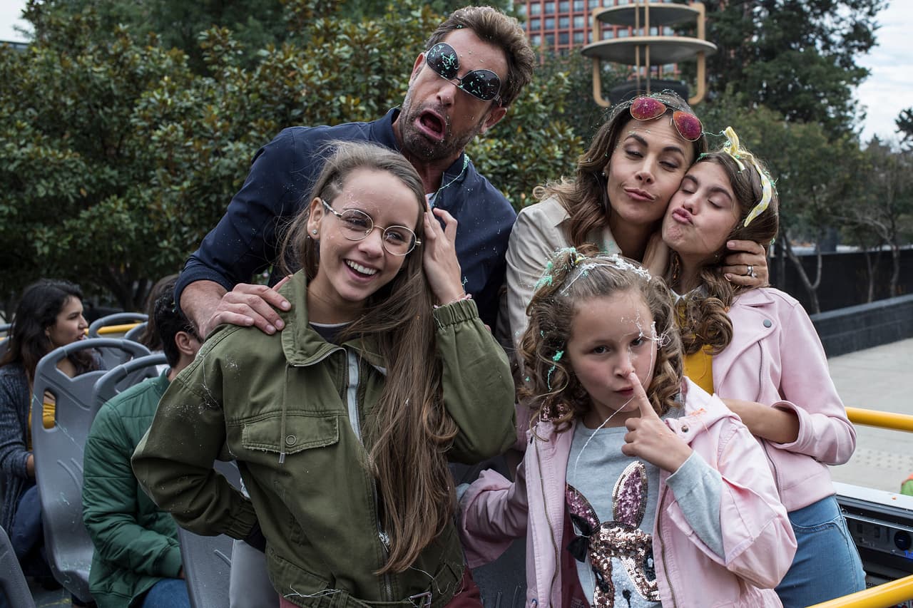 Durante su paseo, la familia posó muy feliz para nuestra cámara y vivieron mágicas aventuras.