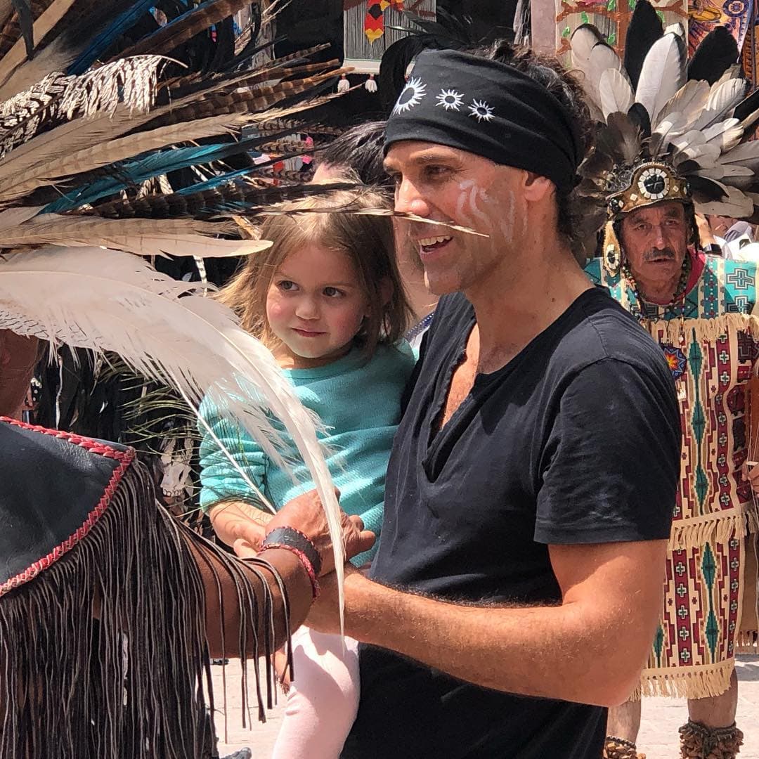 De esta forma es como Valentino Lanús transformó su vida en un cambio de conciencia espiritual y dedicándose a su familia.