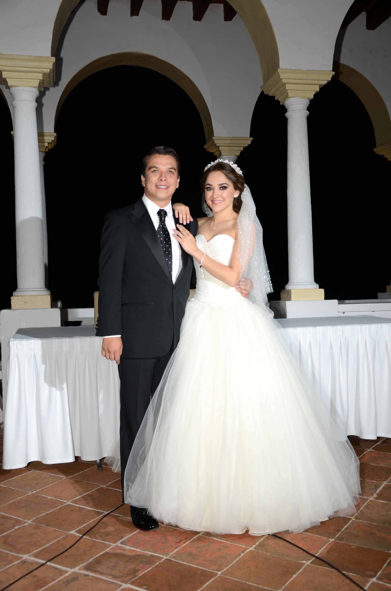De la mano del polítio Gerardo Islas, Sherlyn llegó al altar en septiembre de 2013 en una romántica boda celebrada en Cancún frente a más de 200 invitados. No obstante, en 2016 la pareja optó por divorciarse y seguir sus vidas por caminos separados, quedando en buenos términos. Islas es Diputado local de Puebla.