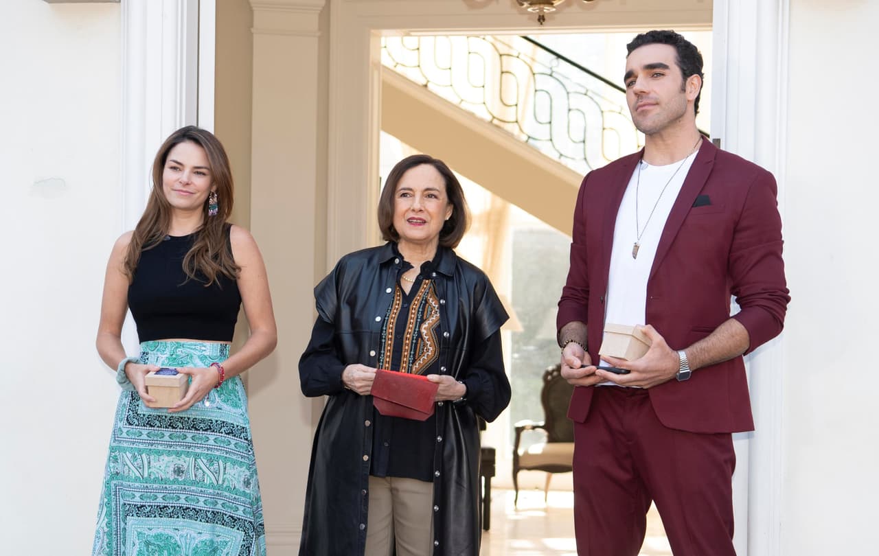 Ambos actores compartieron unas palabras con la actriz Diana Bracho, quien será la gran antagonista de la telenovela.