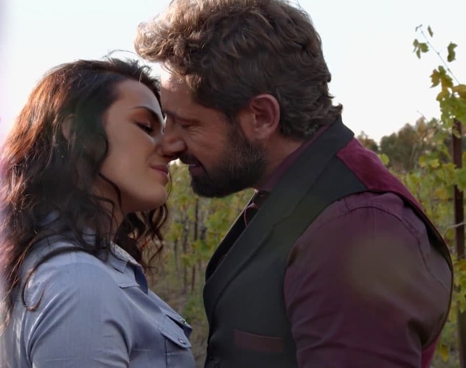 Irina y Gabriel en la telenovela 'Vino el Amor'