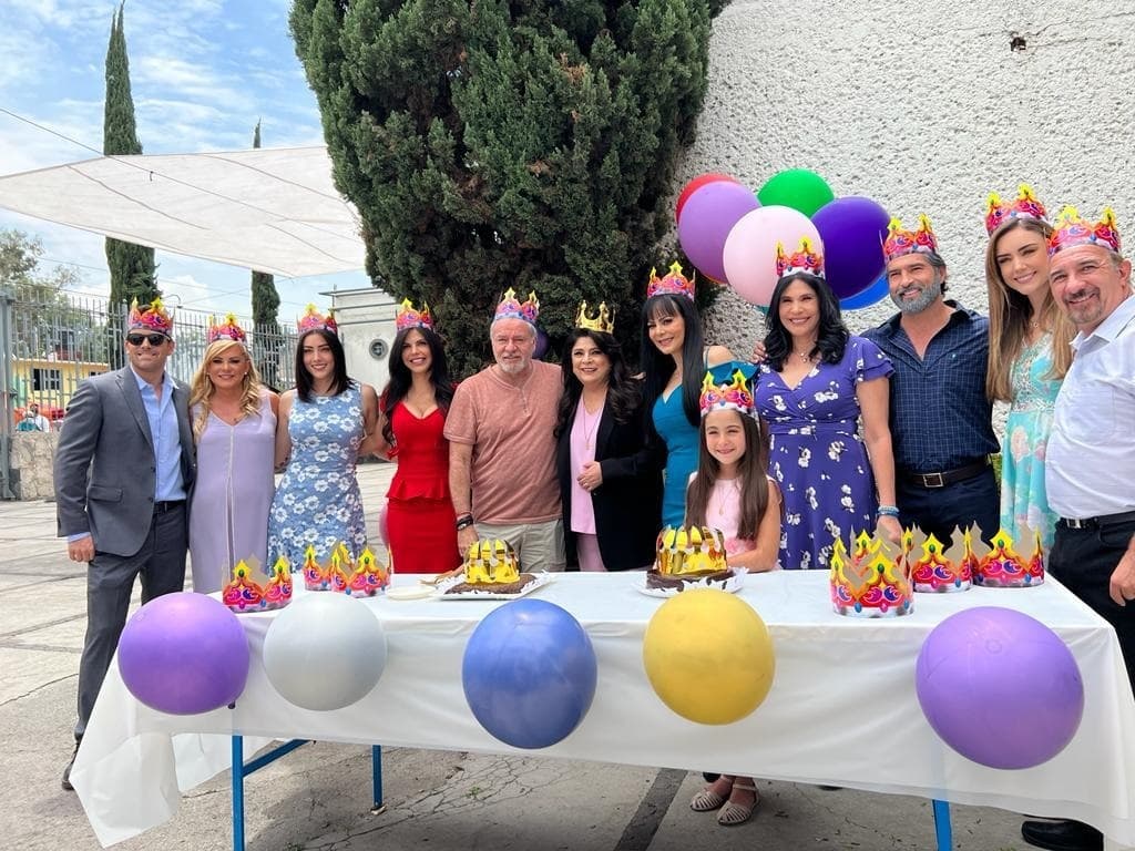 Actrices de ‘Corona de Lágrimas 2’ viven increíble fiesta de cumpleaños