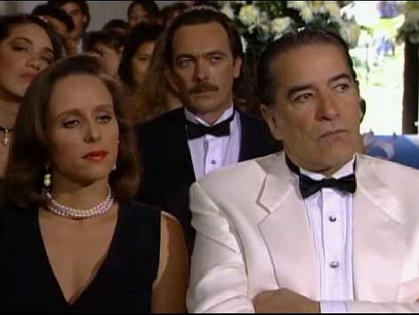 Enrique Rocha encarnó a ‘Ismael Montegarza’, quien acusó a ‘Johnny’ de la muerte de su primogénito, ‘Bernardo’, en un extraño accidente de tráiler, aunque la verdadera culpable fue ‘Alejandra’.