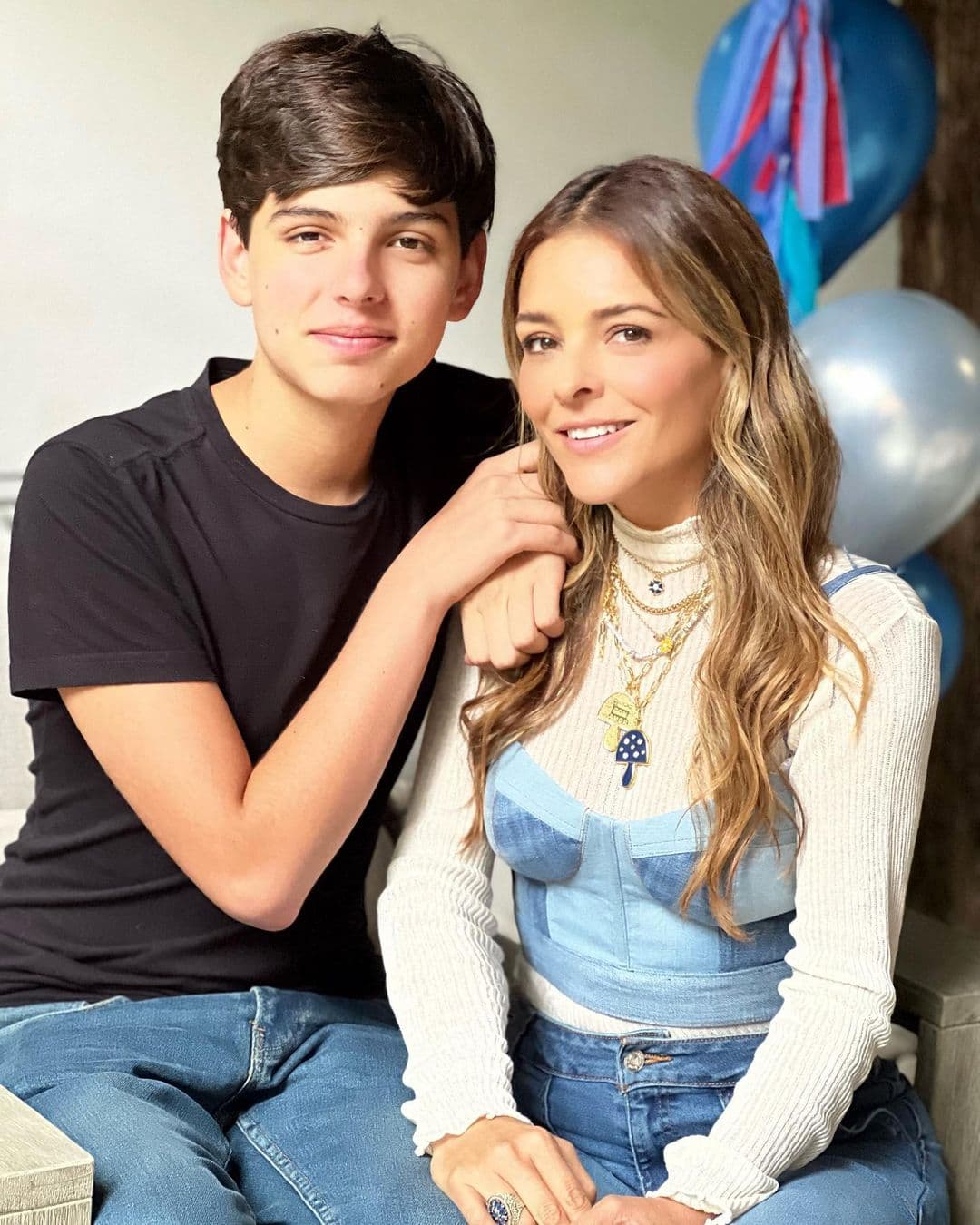 Grettell Valdez con su hijo Santino
