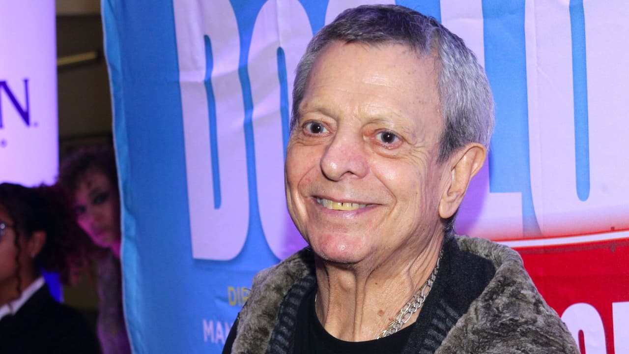 César Bono impacta al regresar a los escenarios tras grave accidente en su casa: esto le pasó