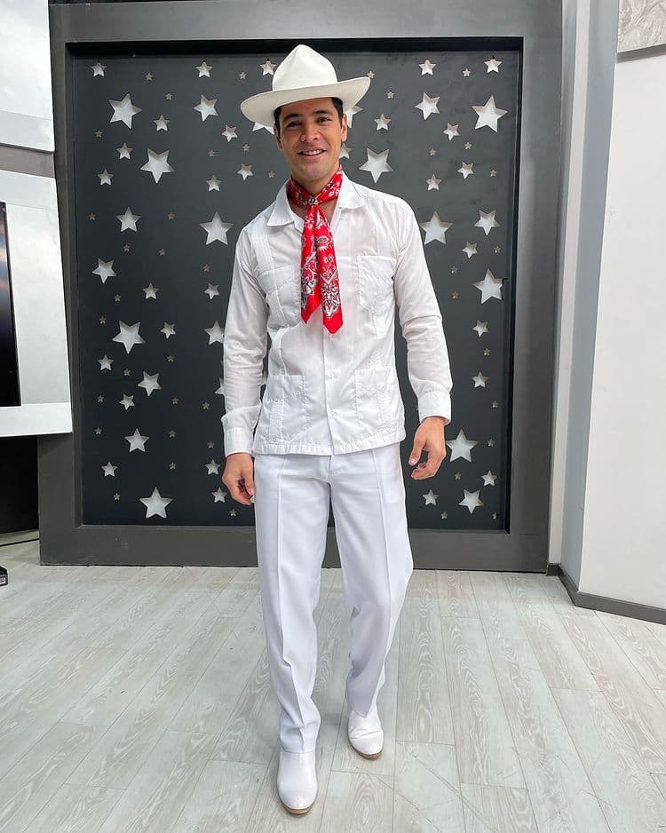 ¿Qué pasará con Moisés Peñaloza de Las Estrellas bailan en Hoy tras aparatosa caída?