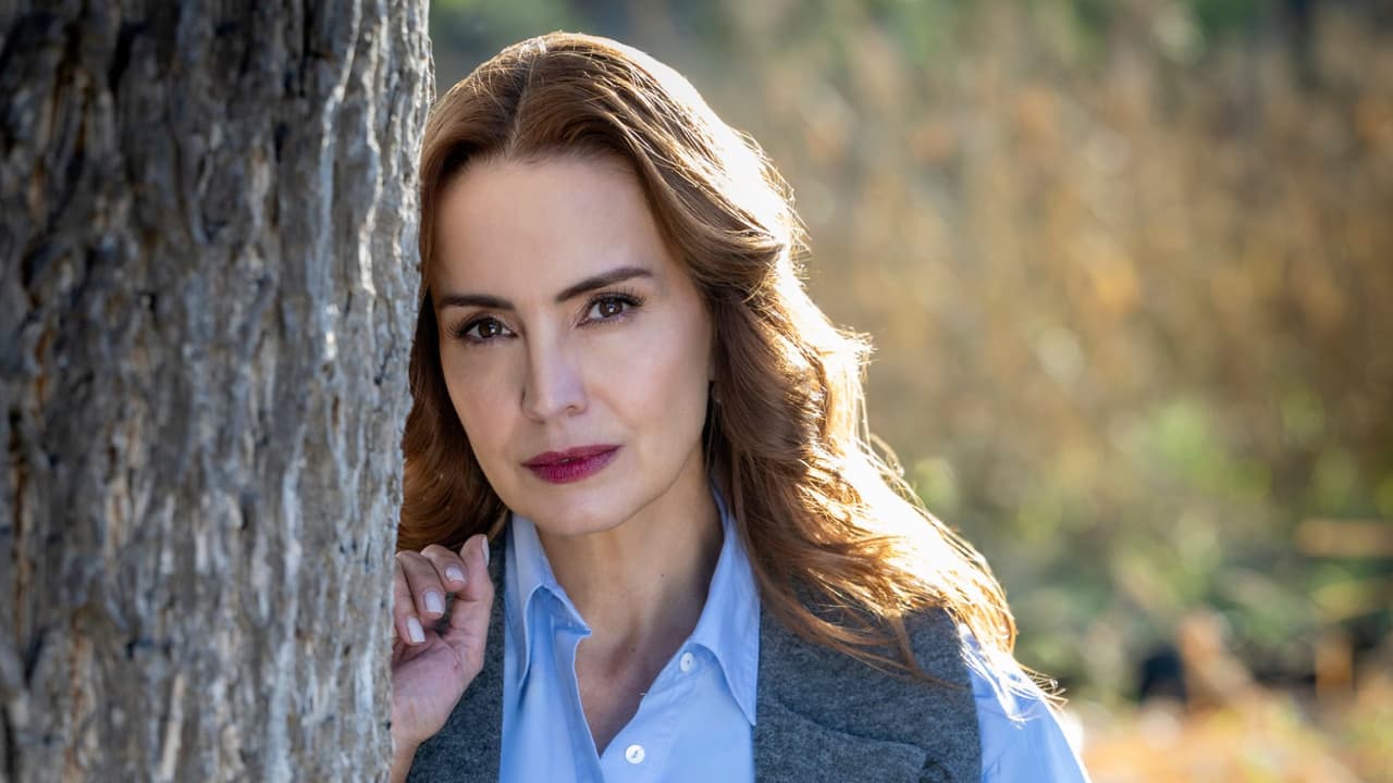 Alejandra Barros te invita a ver el gran final de 'Mi Rival'