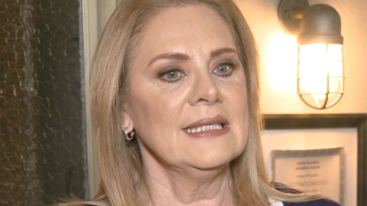 Erika Buenfil se conmueve hasta las lágrimas al grabar con mujeres en prisión: ‘Salí siendo otra’
