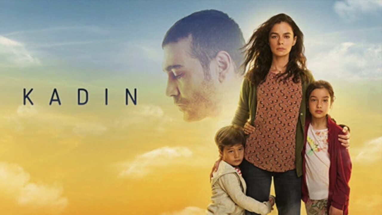 Özge Özpirinçci da vida a Bahar Çesmeli