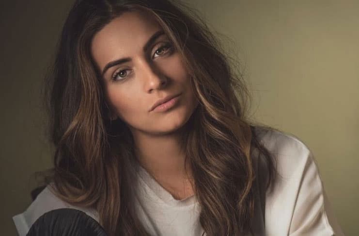 Ana Brenda Contreras confiesa que tiene más pegue en su versión masculina que de mujer