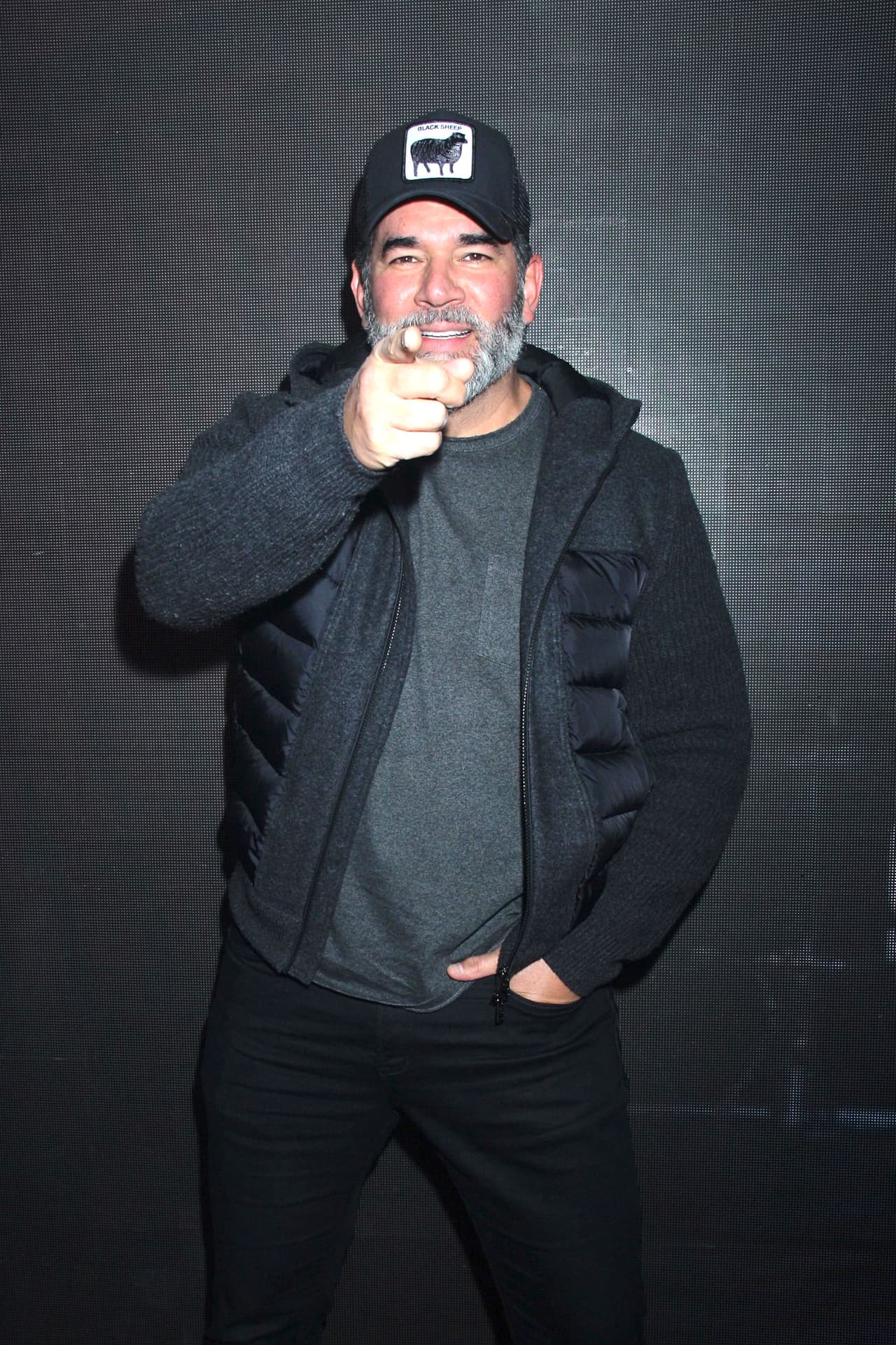 Eduardo Santamarina causa revuelo con video de su "etapa como cantante frustrado"