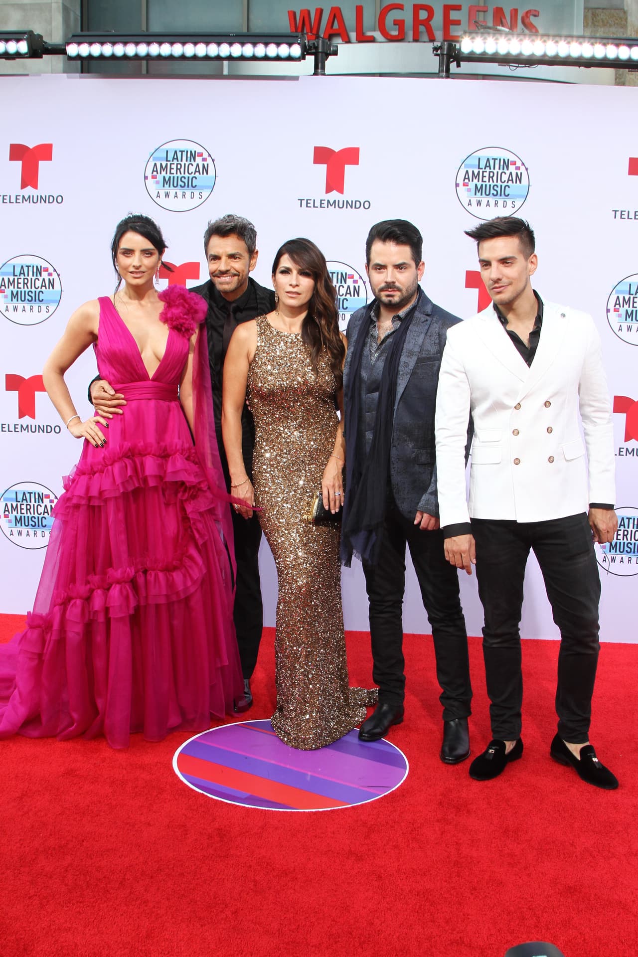 Alessandra Rosaldo impacta al presumir su nueva figura y así reaccionan los Derbez