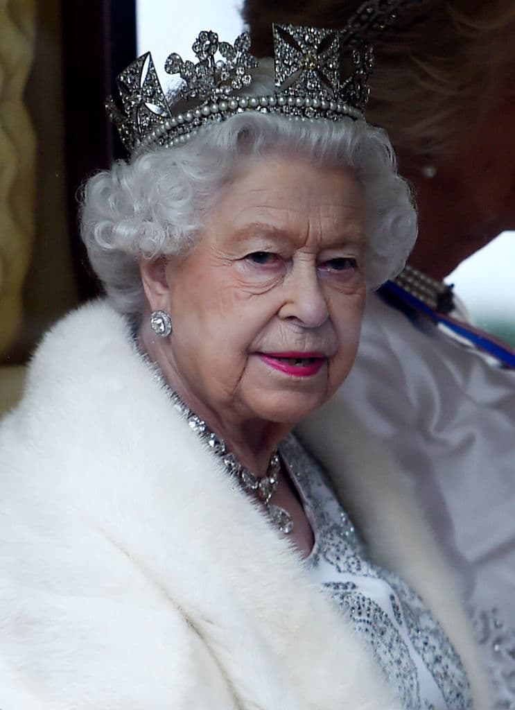 La reina Isabel II nuevamente está de luto y reportan que está "devastada"