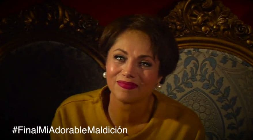 Corina deja el glamour