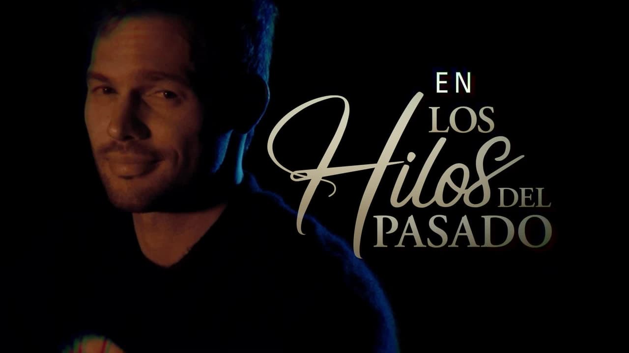 Emmanuel Palomares es Carlos en Los Hilos del Pasado