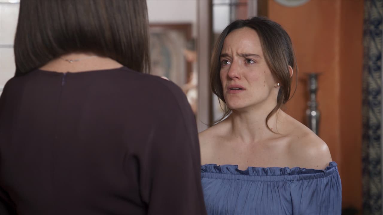 Pero 'Casilda' se revela y le asegura que, como la maltrata tanto, se irá a buscar a su madre.