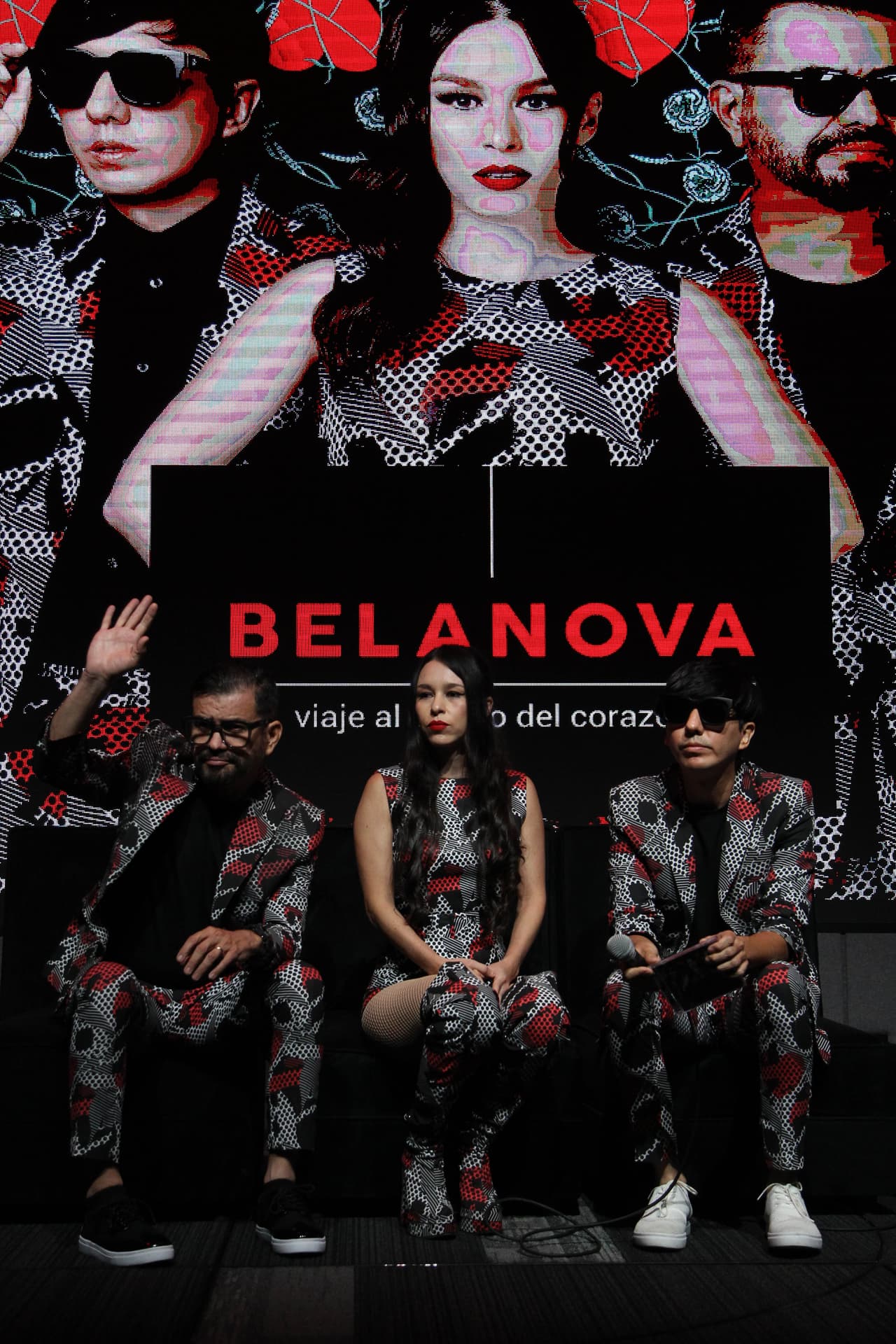 Regresan con su electropop pero prometen un disco original, auténtico y que te pondrá a bailar.