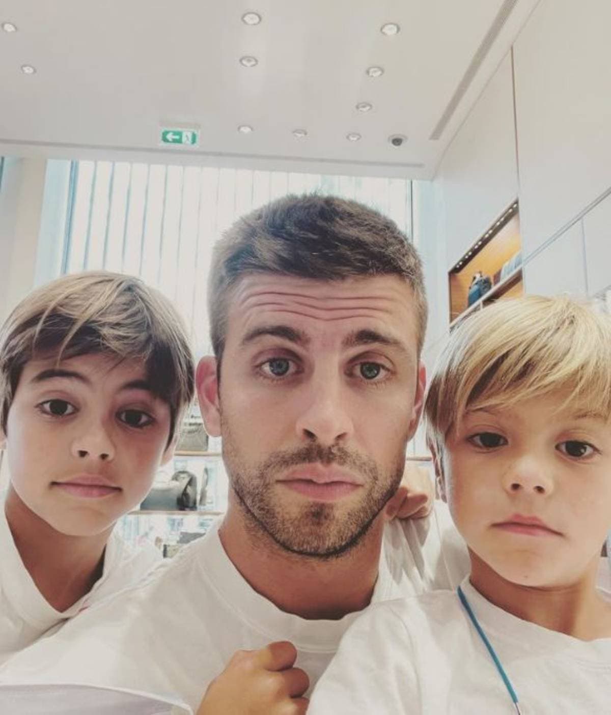 Piqué y sus hijos, Milan y Sasha