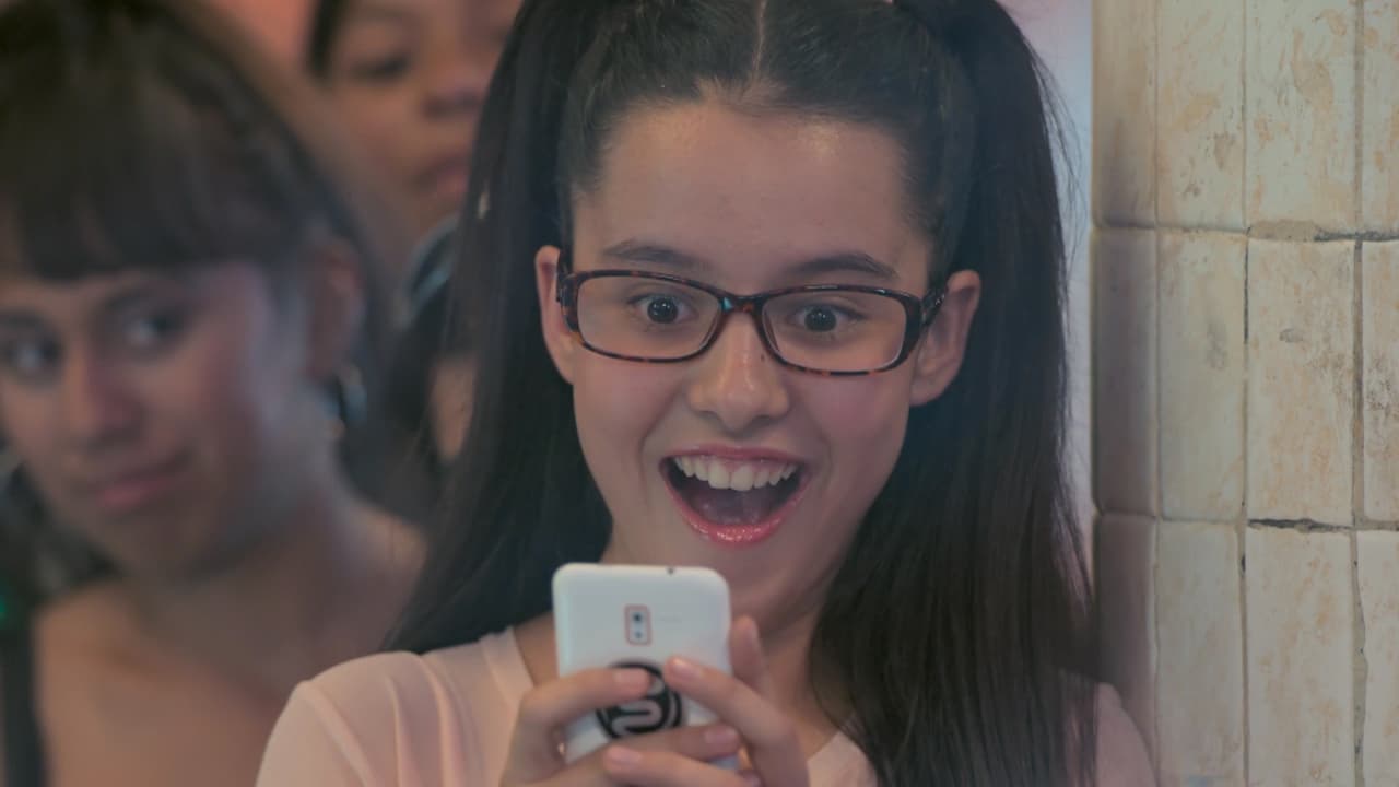 Para ir a la escuela y estar con su familia, 'Areli' suele usar coletas. Mientras que para salir a escondidas con su amiga o ver a su novio, la podemos ver utilizando un estilo más sofisticado.