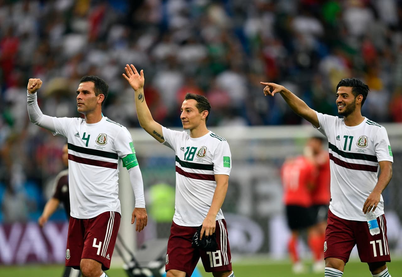 Selección Mexicana recibe serenata de grupero en el Mundial Rusia 2018