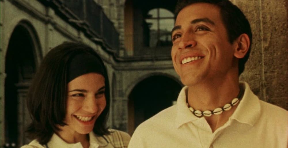 Protagonista de 'Amarte duele' revela que tendrá un bebé con tierna imagen