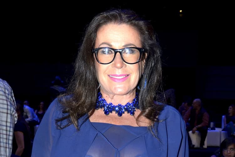 Laura Zapata desata críticas en redes sociales
