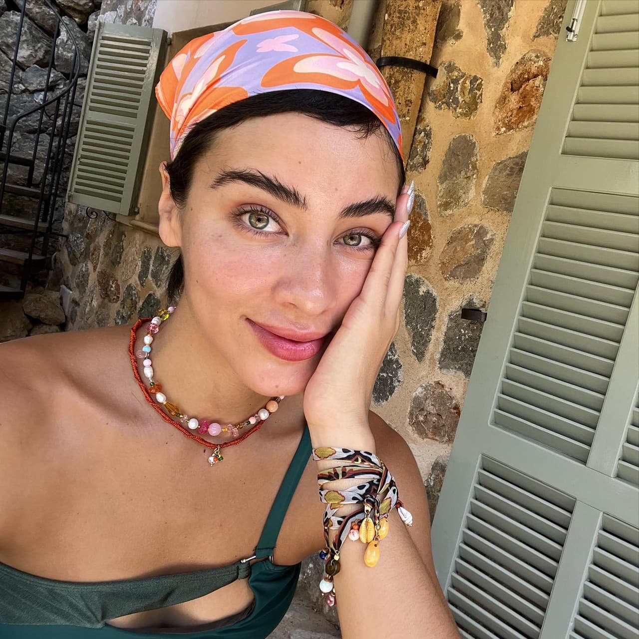 ¿Esmeralda Pimentel presentó a su nuevo novio con romántica foto?