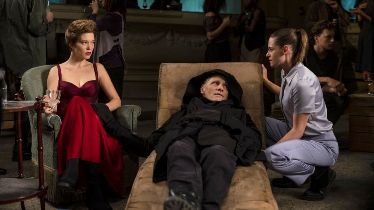 Crimes of the Future: Revelan tráiler de la nueva cinta de Cronenberg