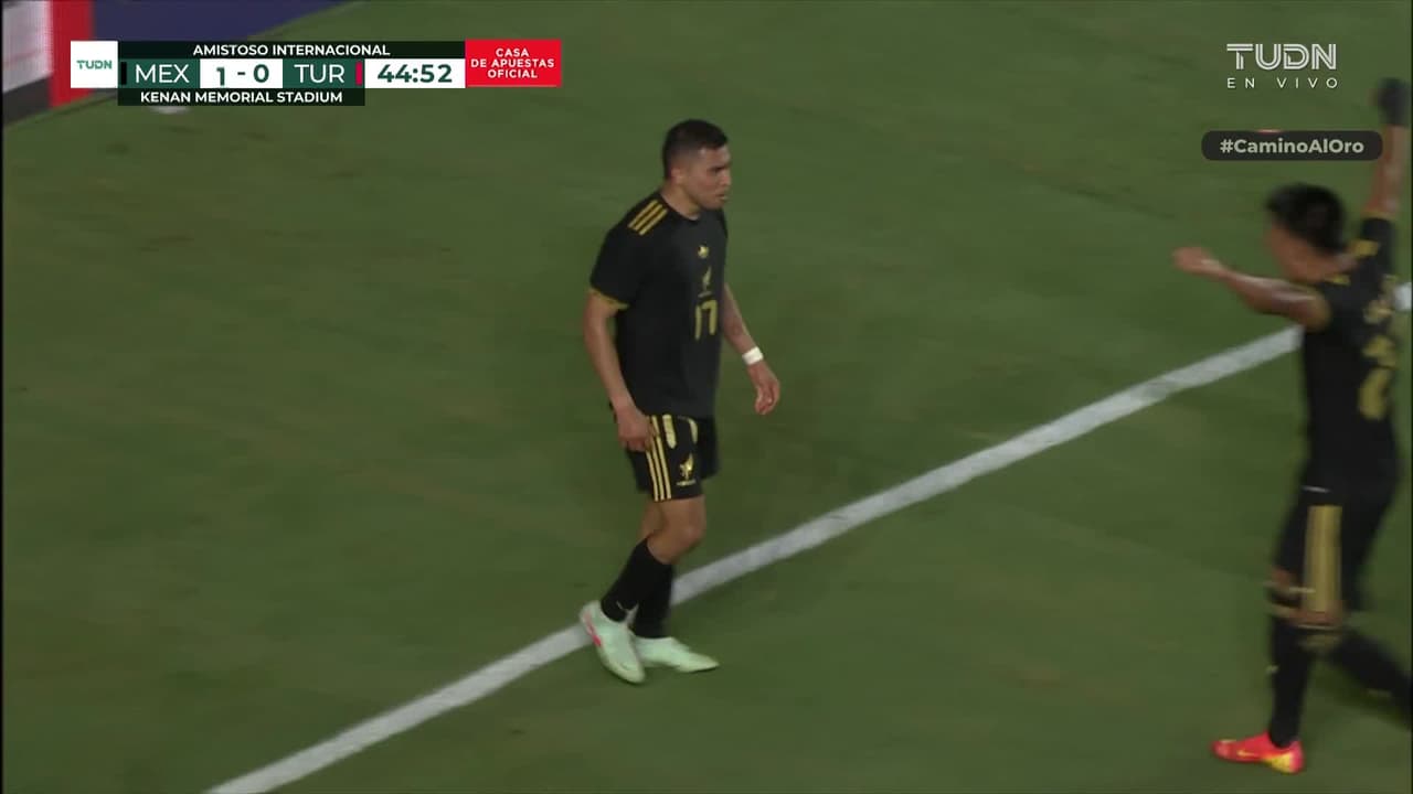 ¡Golazo de Orbelín Pineda vs. Turquía! Qué definición de zurda, por favor
