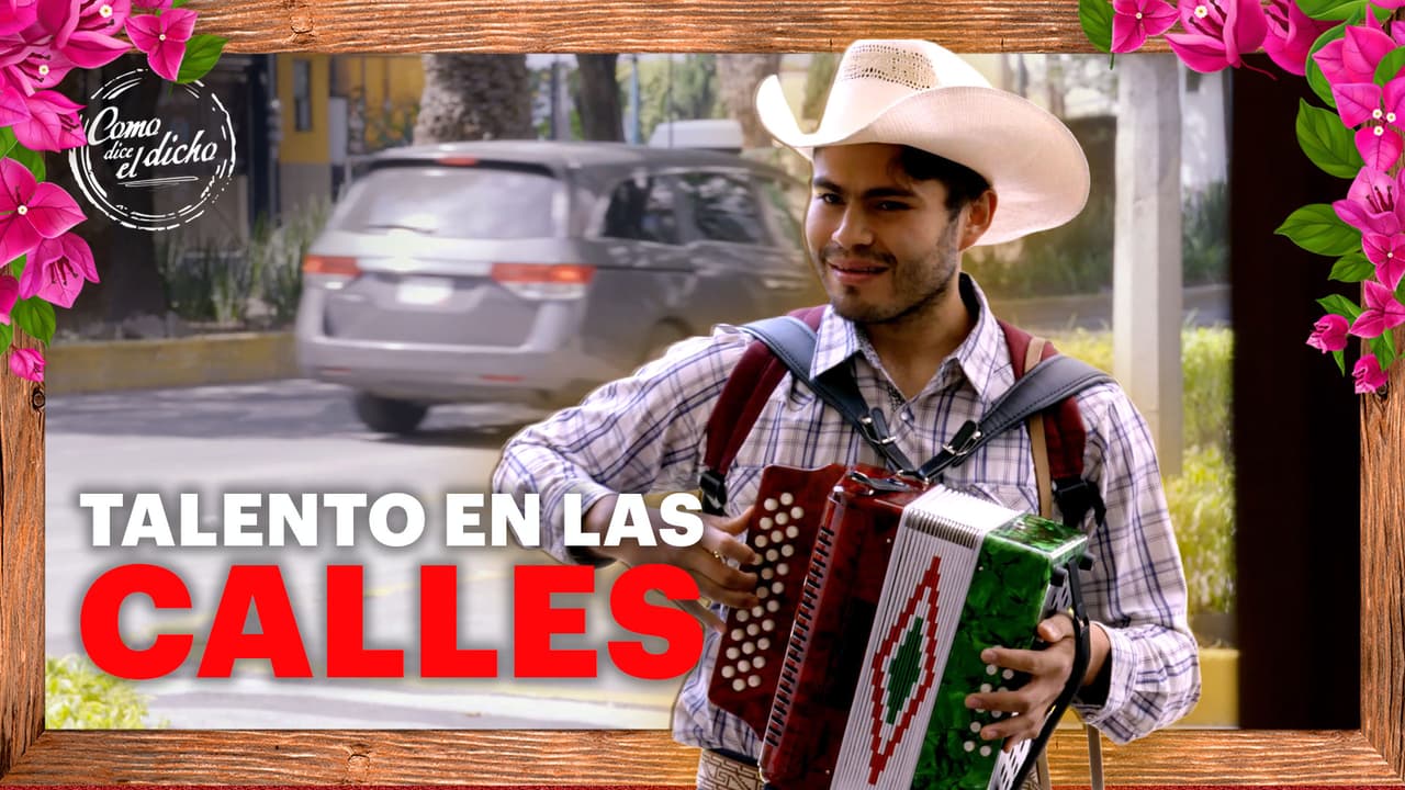 Simón sobrevive tocando el acordeón en las calles de la ciudad