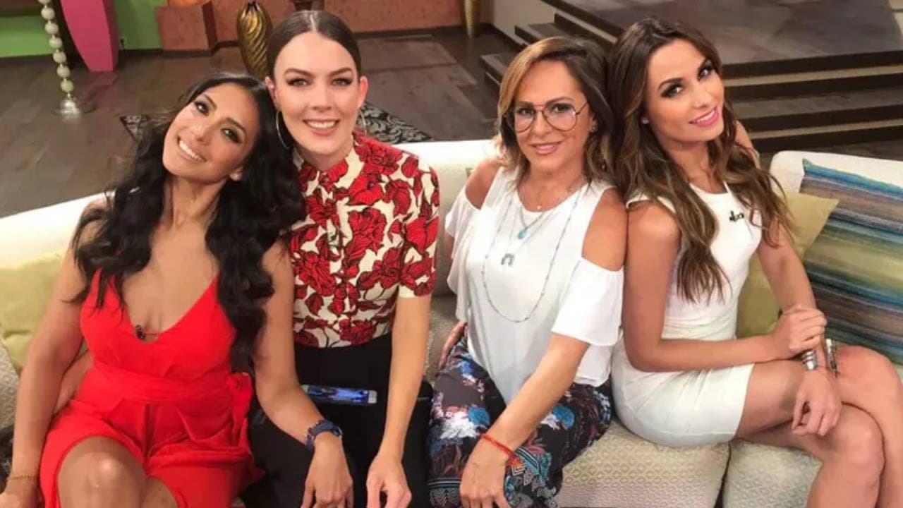 Conductoras de Cuéntamelo Ya! están de luto y al borde de las lágrimas se despiden de compañera