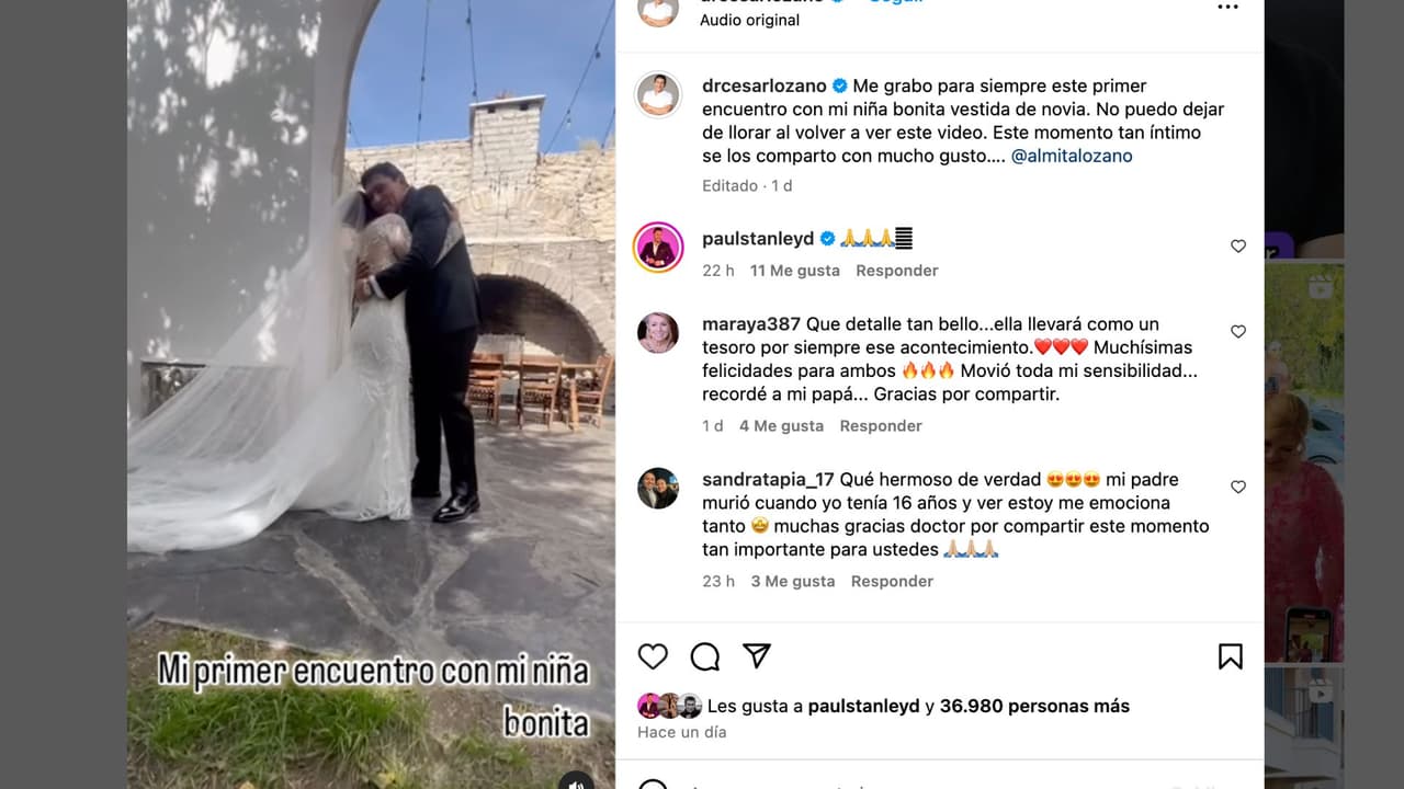 César Lozano llora al ver a su hija vestida de novia.