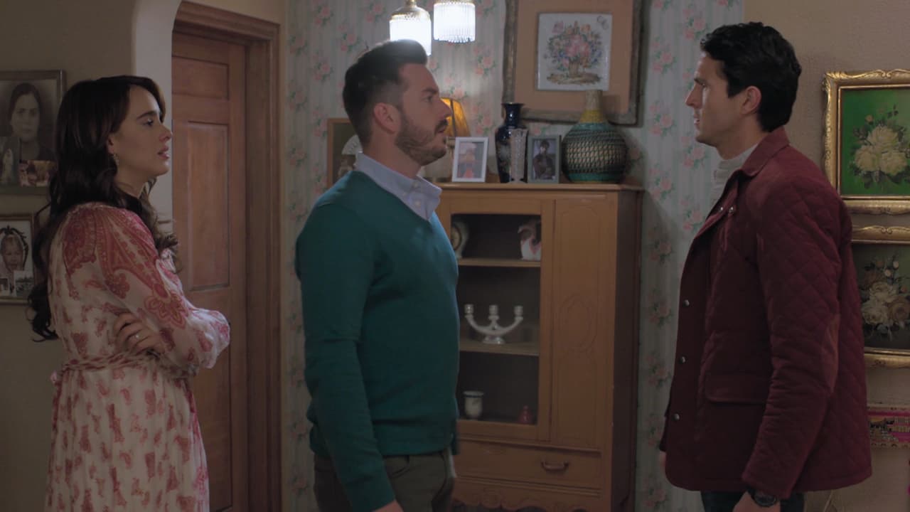 'Claudio' le pidió a 'Ricardo' dejar tranquila a 'Valentina' pues no la ve bien.