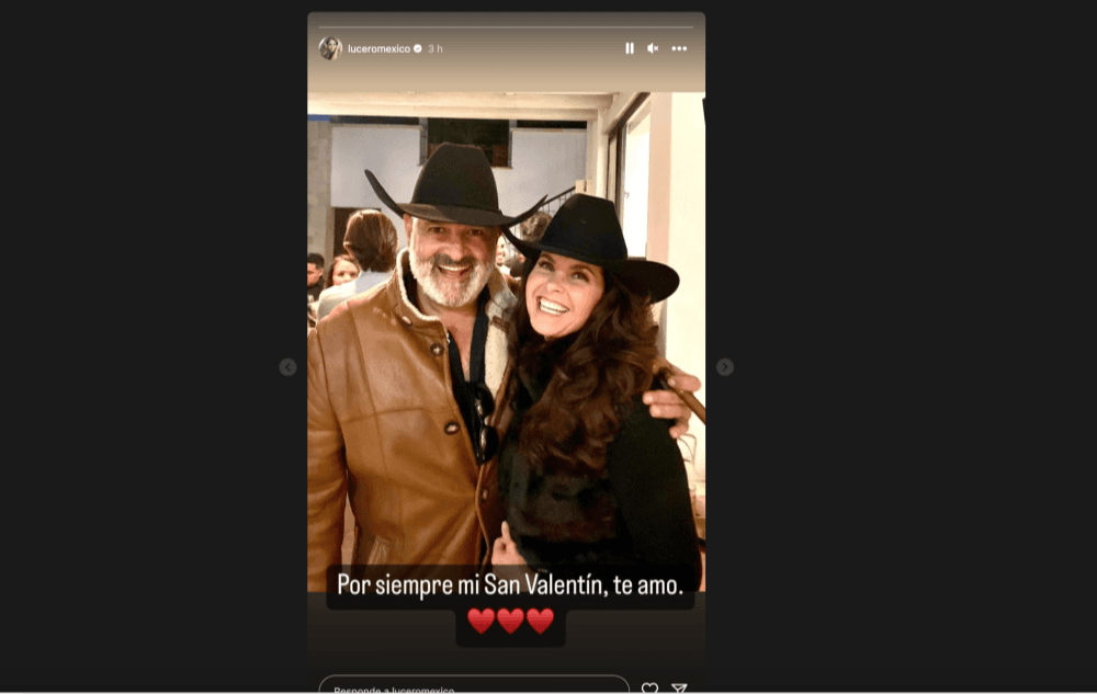 La cantante gritó su amor por Michel Kuri
