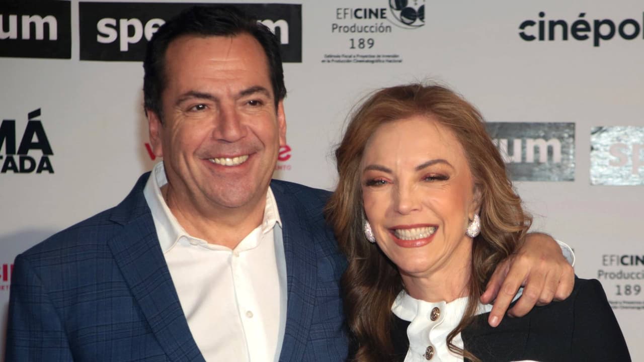 Laura Flores aclara si terminó su relación con Lalo Salazar tras misterioso mensaje